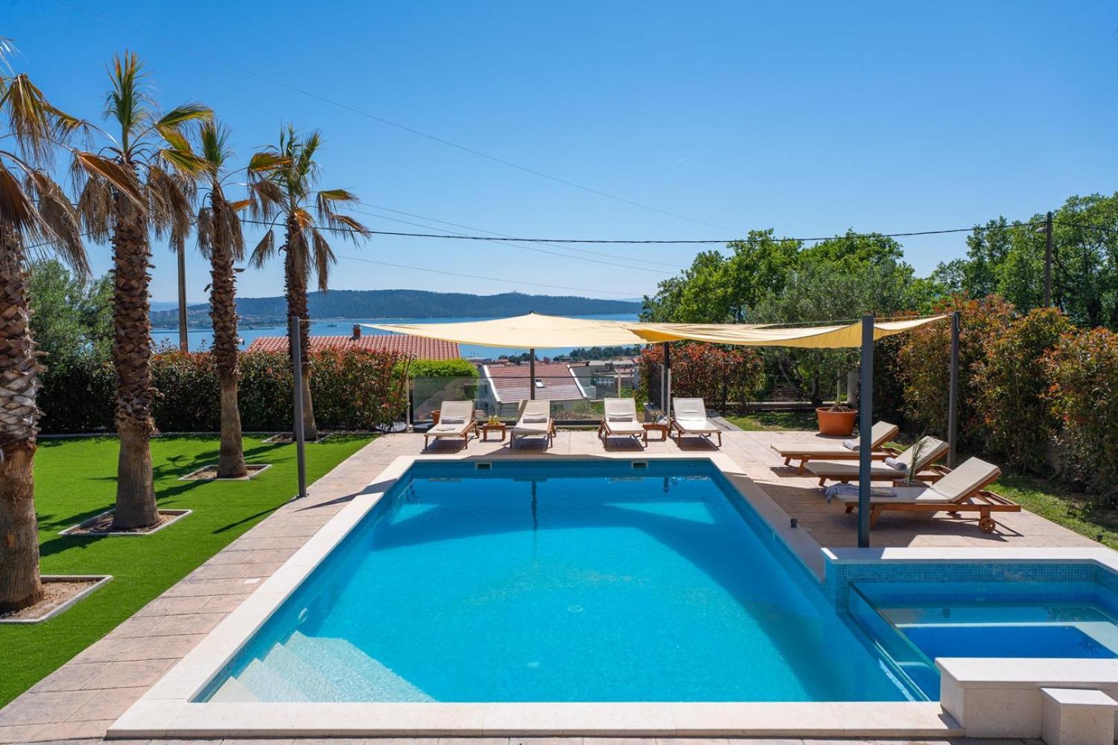 Seaview Stanka With Pool And Attached Jacuzzi Villa Kaštela